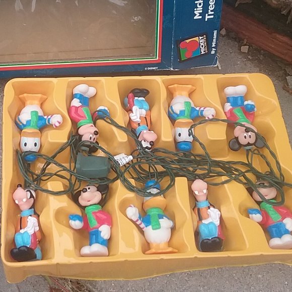 Montgomery Ward Mickey & Friends Tree Trimmer Set - Picture 2 of 13